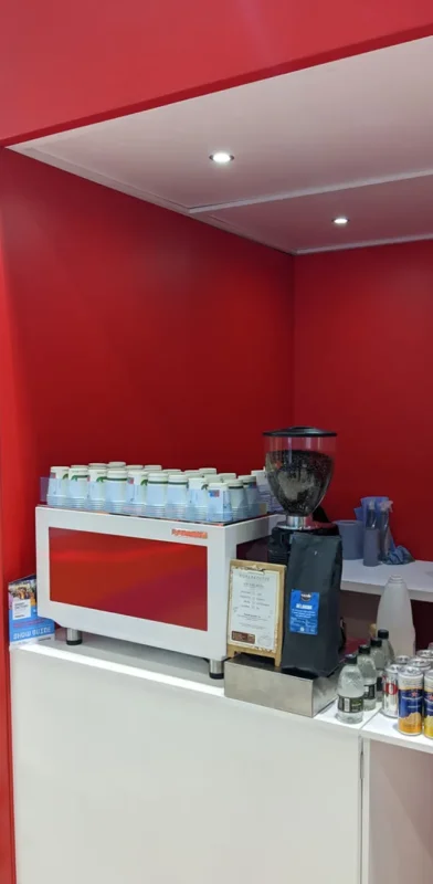 Barista-Services-for-RS-Industrials-at-the-Digital-Manufacturing-Expo
